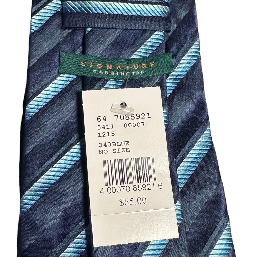 MEN'S SIGNATURE CARRINGTON 100% SILK BLUE STRIPED TIE (NWT) - Picture 4 of 7